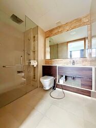 Commonwealth Towers (D3), Condominium #537651831